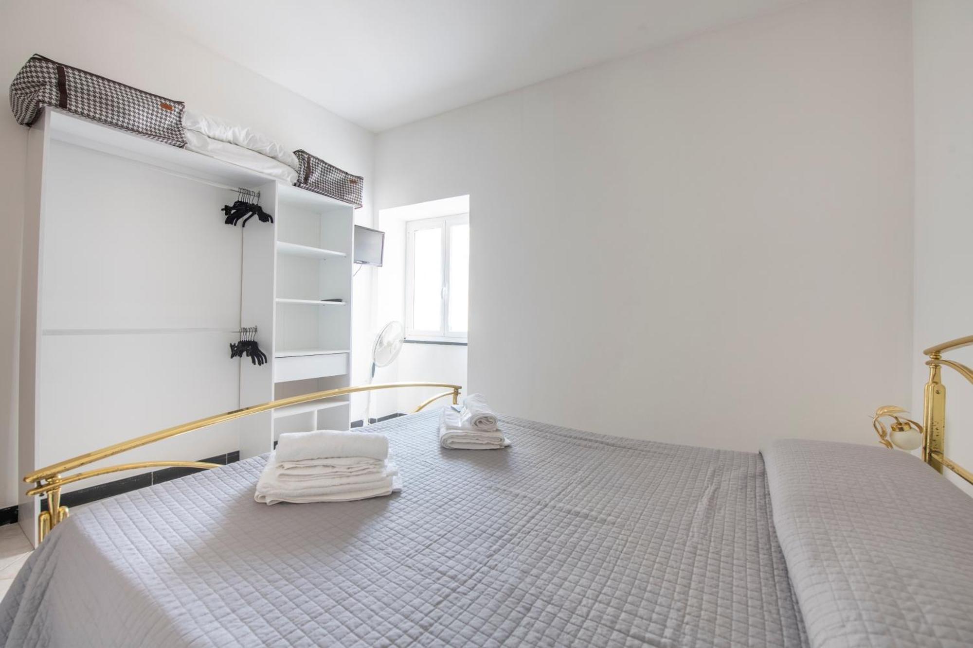 188B - Casa Di Nina Moneglia Con Terrazza - 2Min Dal Mare Apartment Bagian luar foto