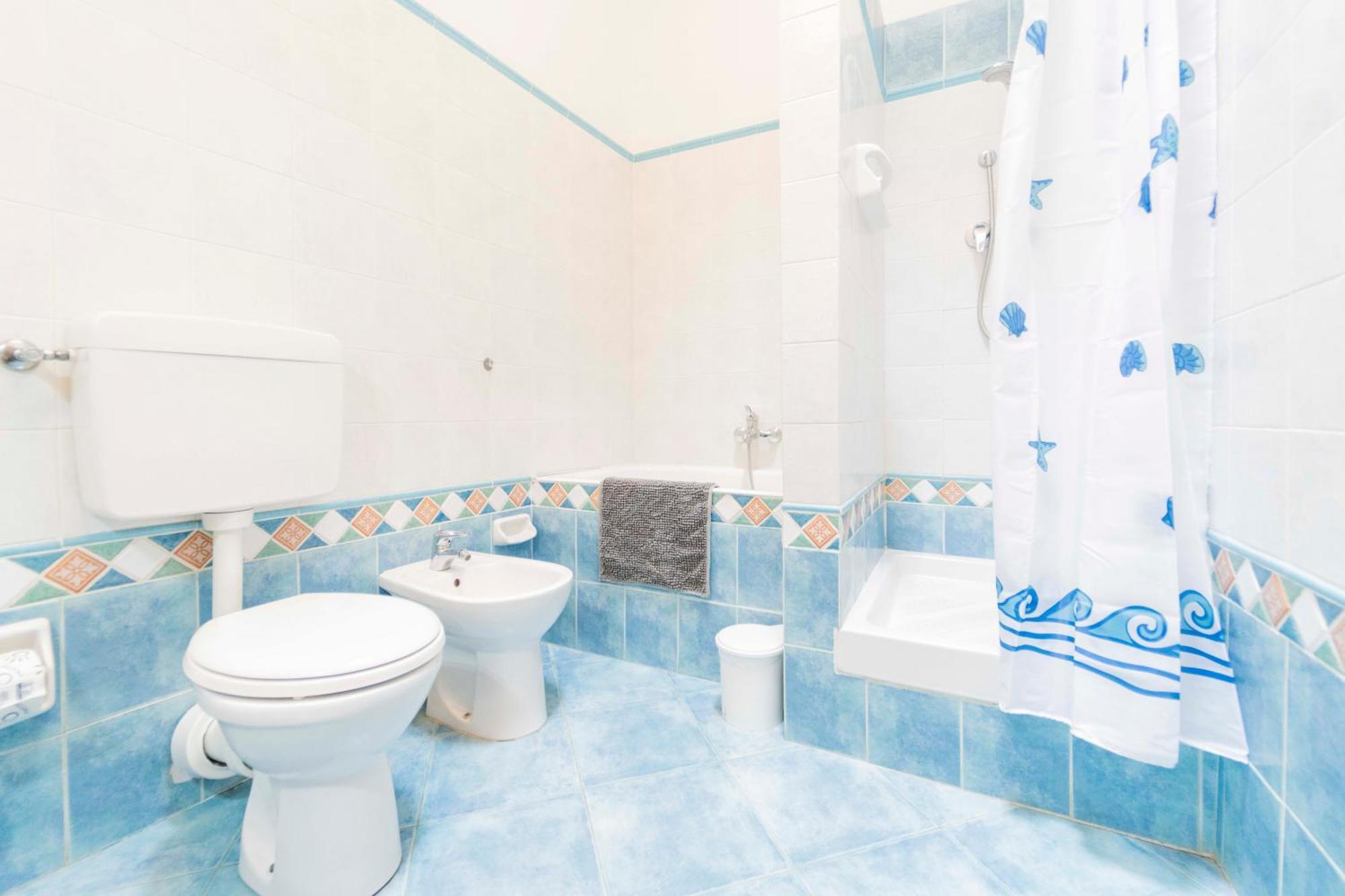 188B - Casa Di Nina Moneglia Con Terrazza - 2Min Dal Mare Apartment Bagian luar foto