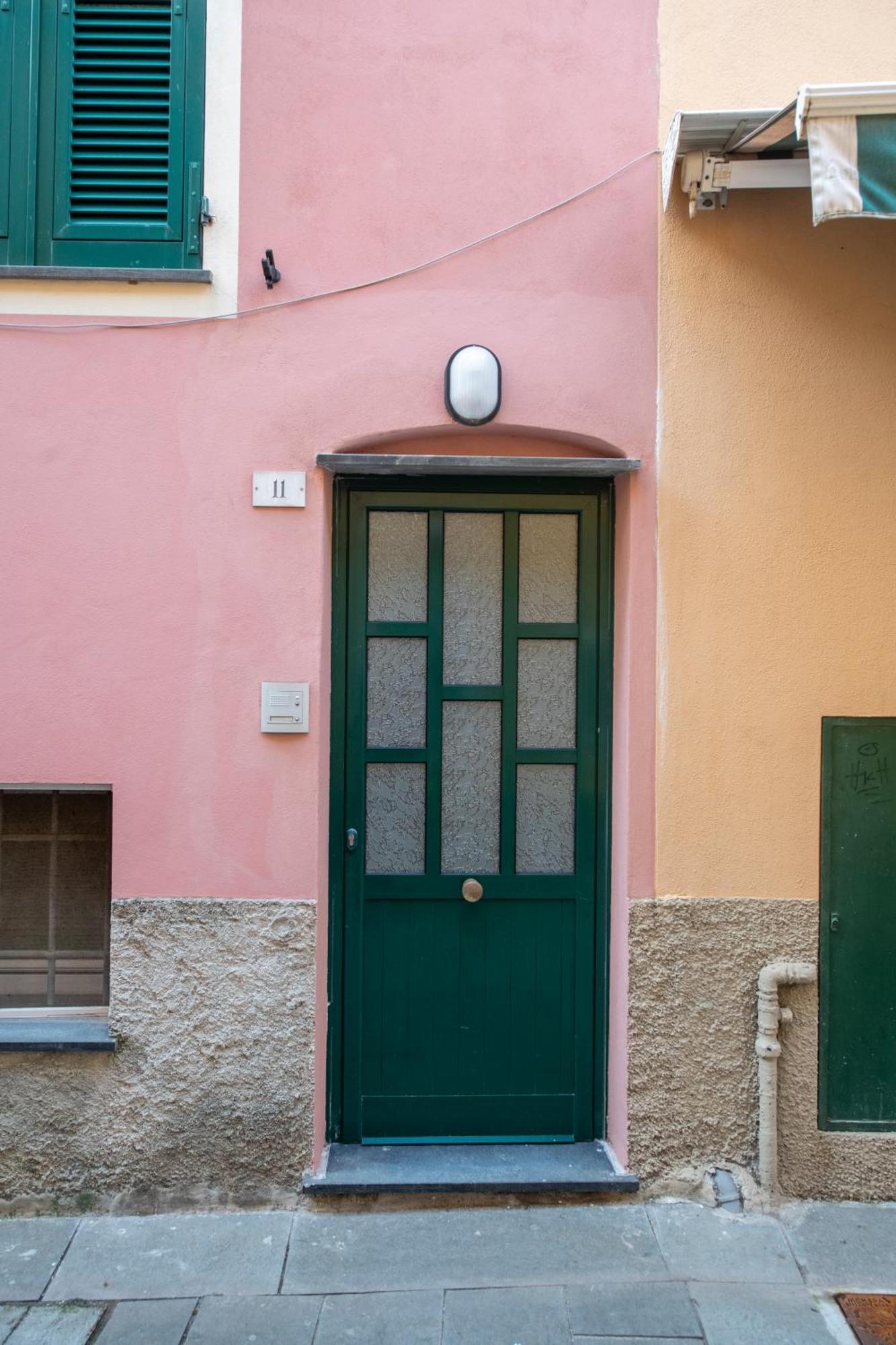 188B - Casa Di Nina Moneglia Con Terrazza - 2Min Dal Mare Apartment Bagian luar foto